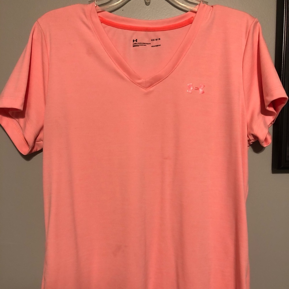 ⭐️PINK UNDER ARMOUR WORKOUT TOP⭐️